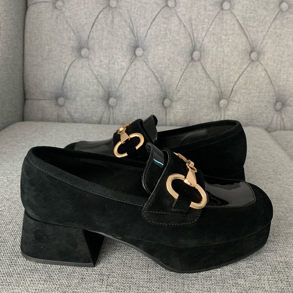 Jeffrey Campbell Black Loafers with Gold Accent - Picture 2 of 12